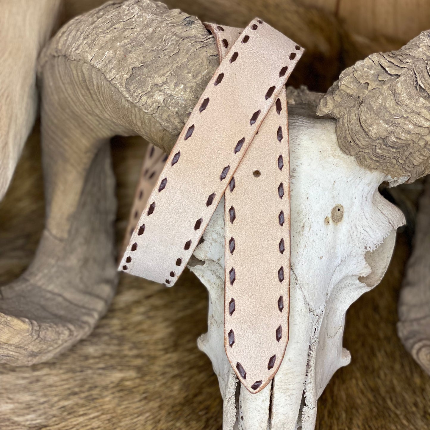 NATURAL VEG TAN ROUGH OUT W/BRANDY BUCKSTITCH