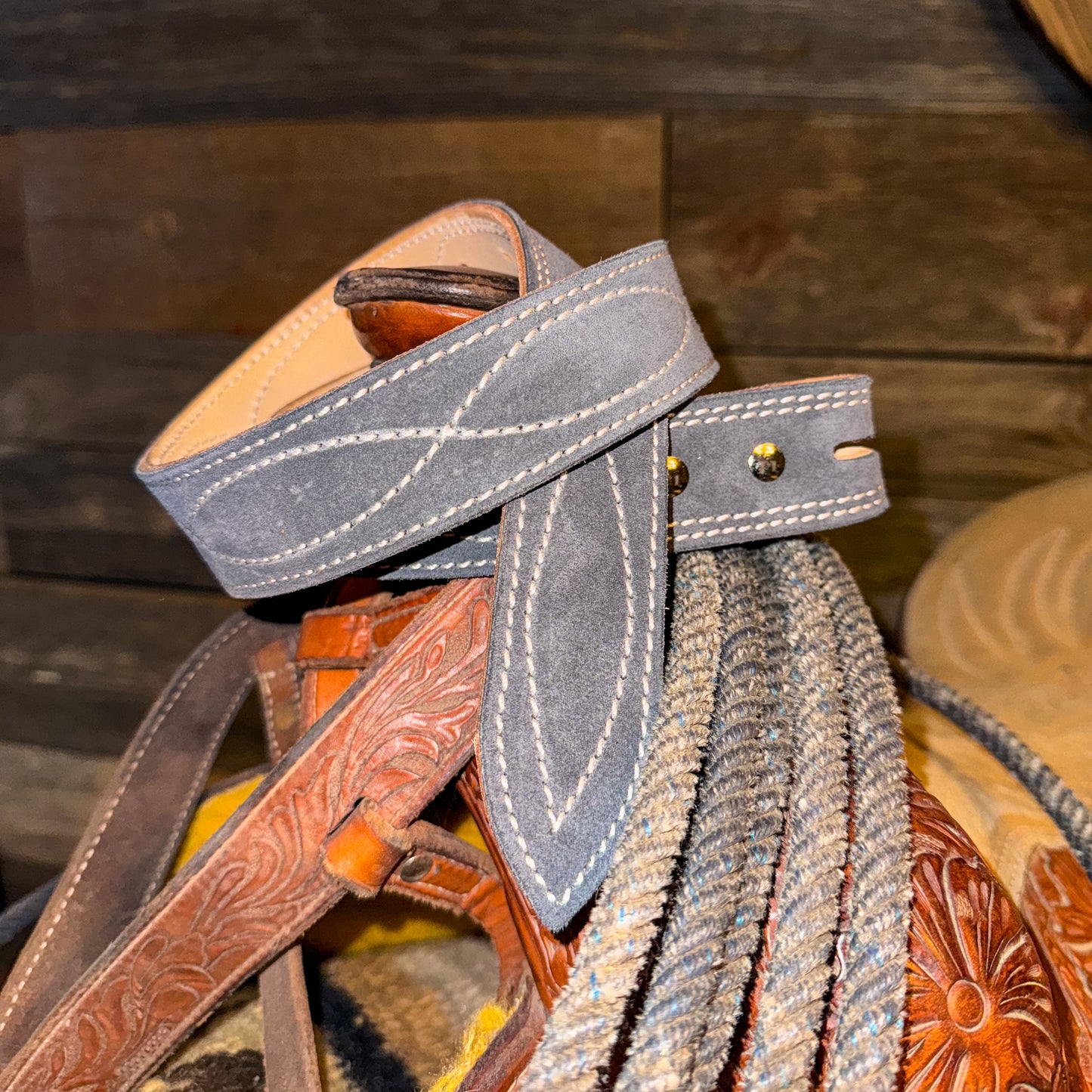 STEEL SHOT - WHITE RIVER STITCH