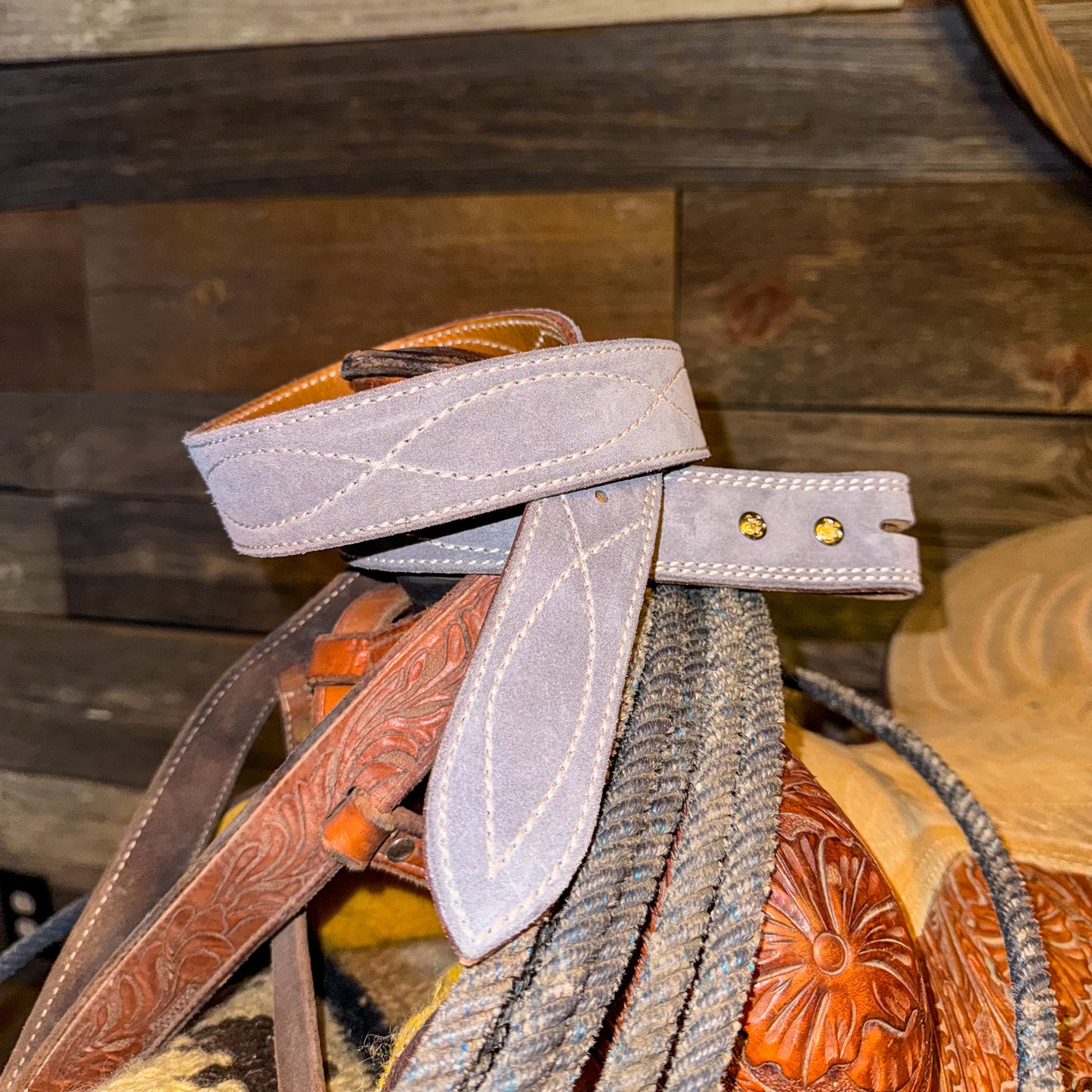 SILVER BELLY - WHITE RIVER STITCH