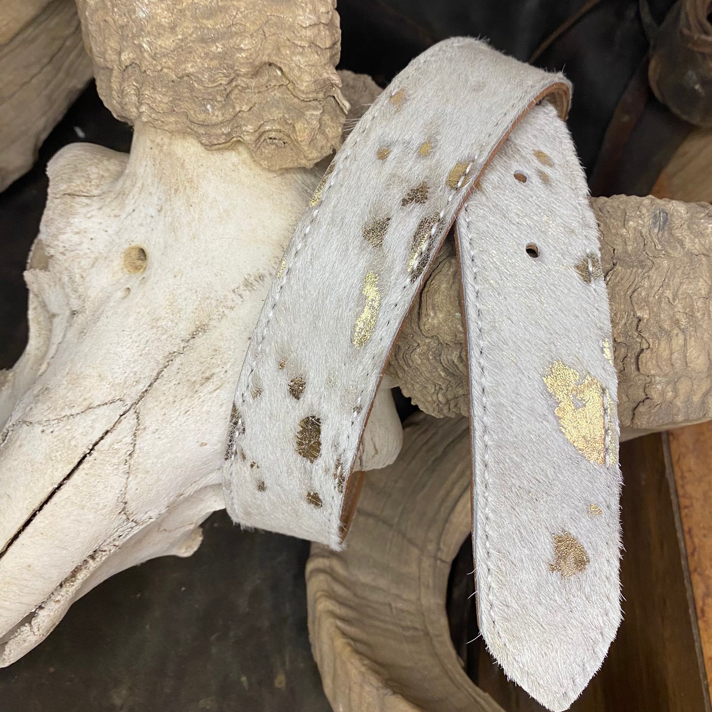 GOLD ACID WASH ON WHITE COWHIDE BELT only